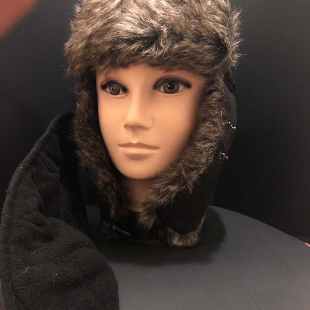 Winter hat - Picture 4 of 5